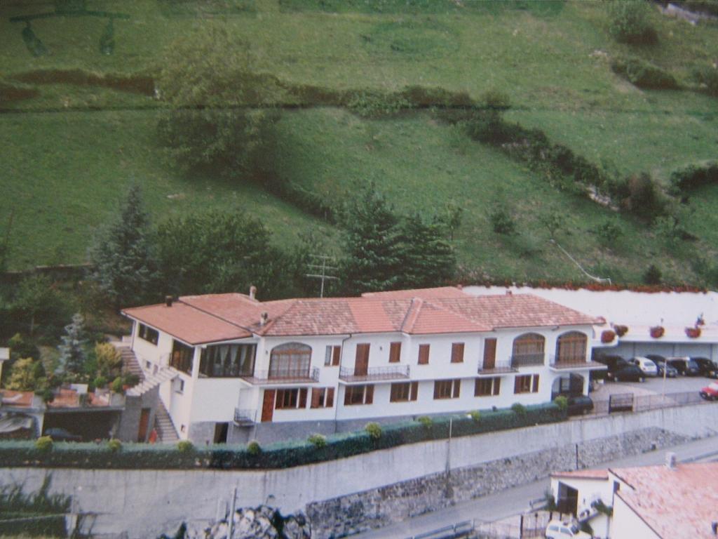 B&B Il Santo Pellegrino Adrara San Rocco Kültér fotó